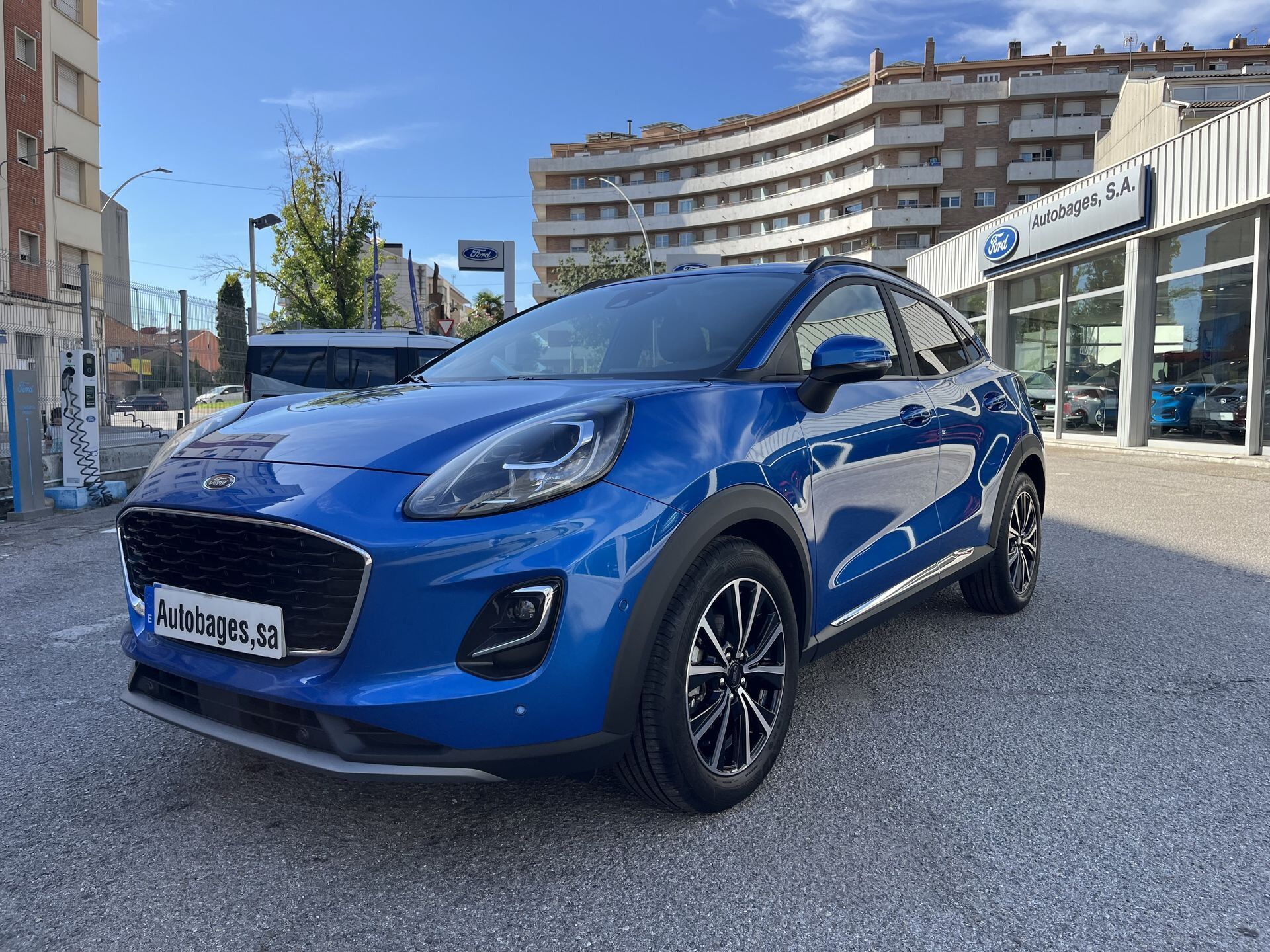FORD Puma (1.0 EcoBoost MHEV 125cv Titanium) en Barcelona