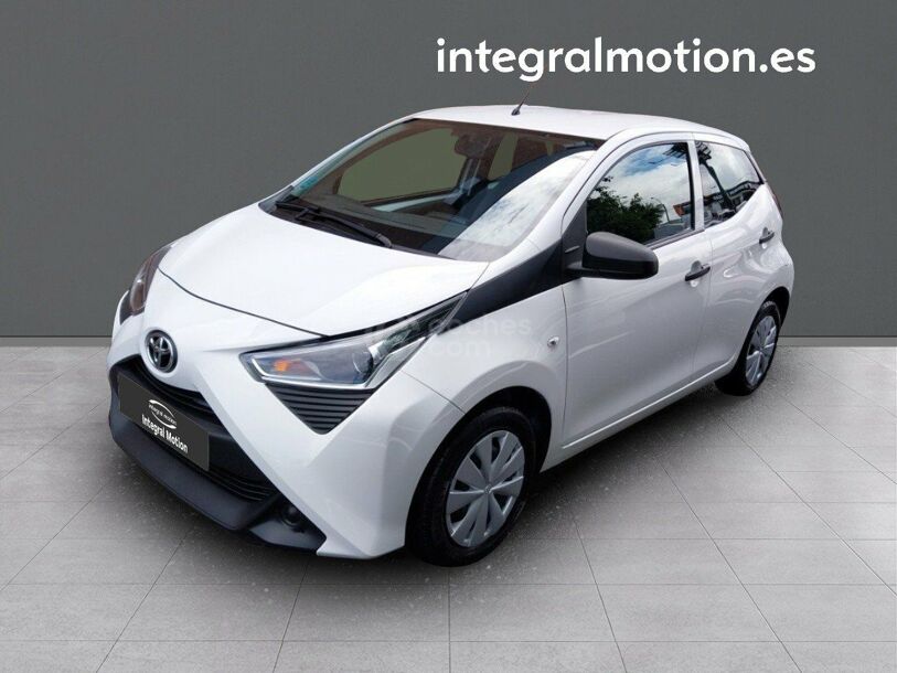 Foto del TOYOTA Aygo 70 x-play