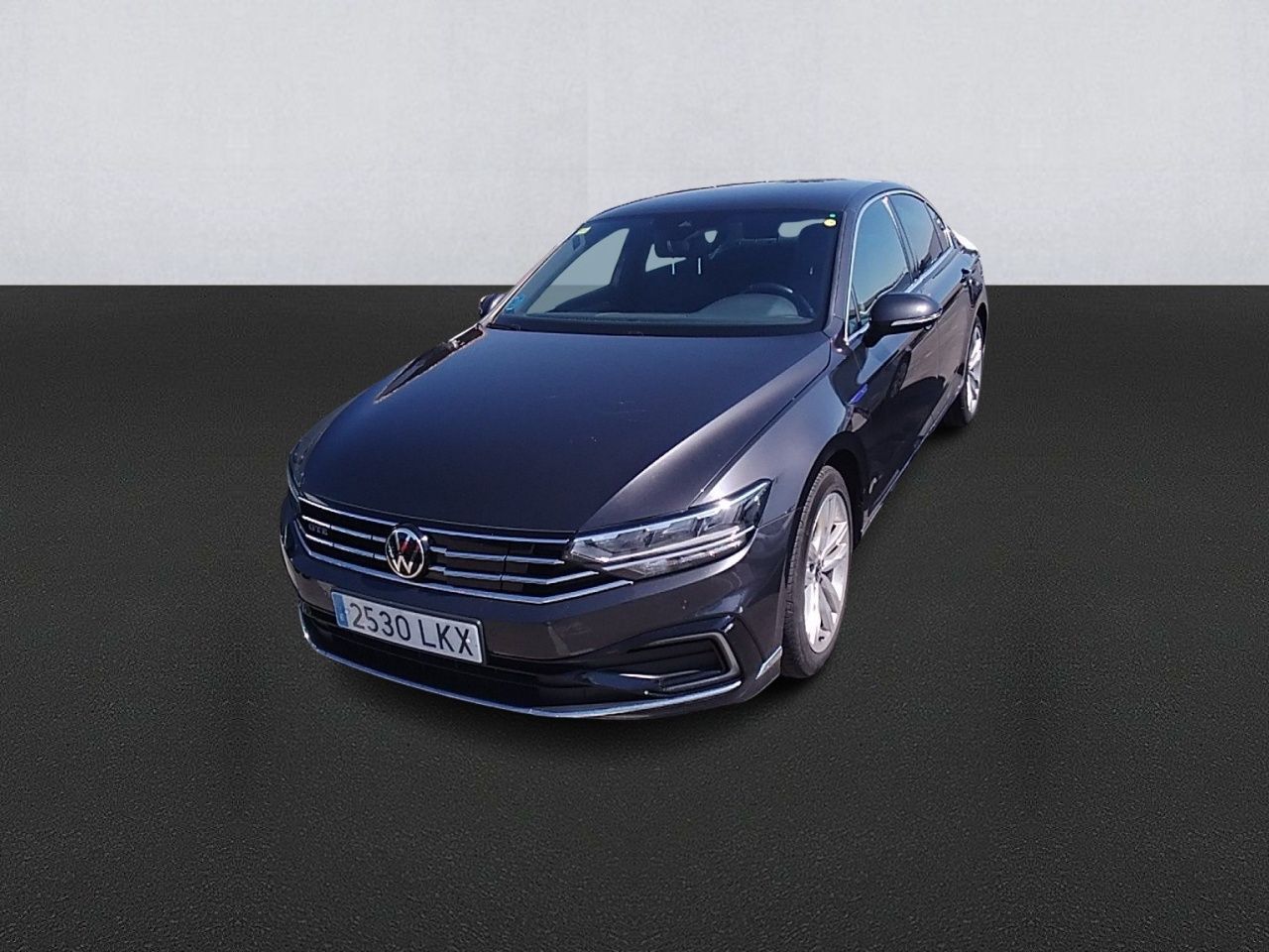 VOLKSWAGEN Passat (GTE 1.4 TSI e-Power DSG 160 kW (218 CV)) en Madrid