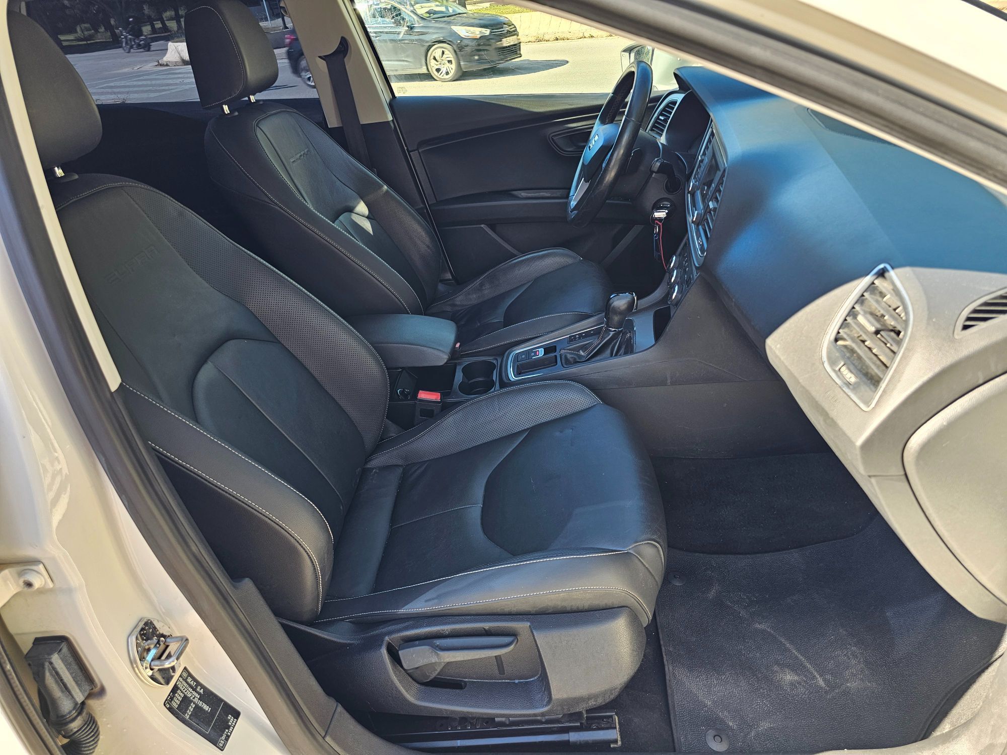 Foto del SEAT León X-perience 2.0TDI CR S&S 4Drive DSG6 150