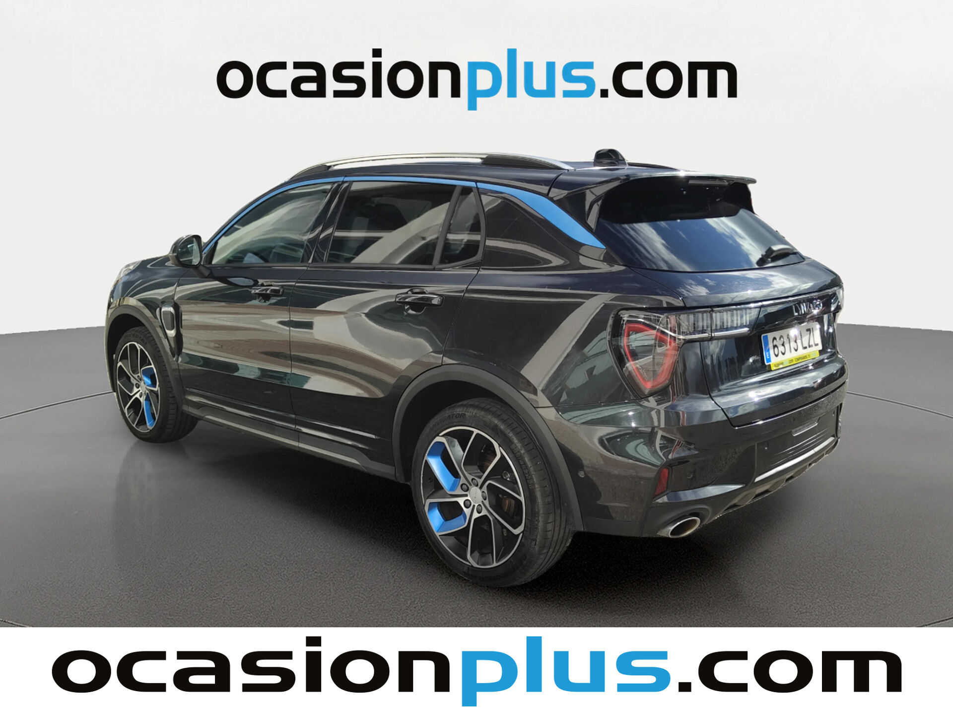 Imagen 3 de LYNK & CO 01