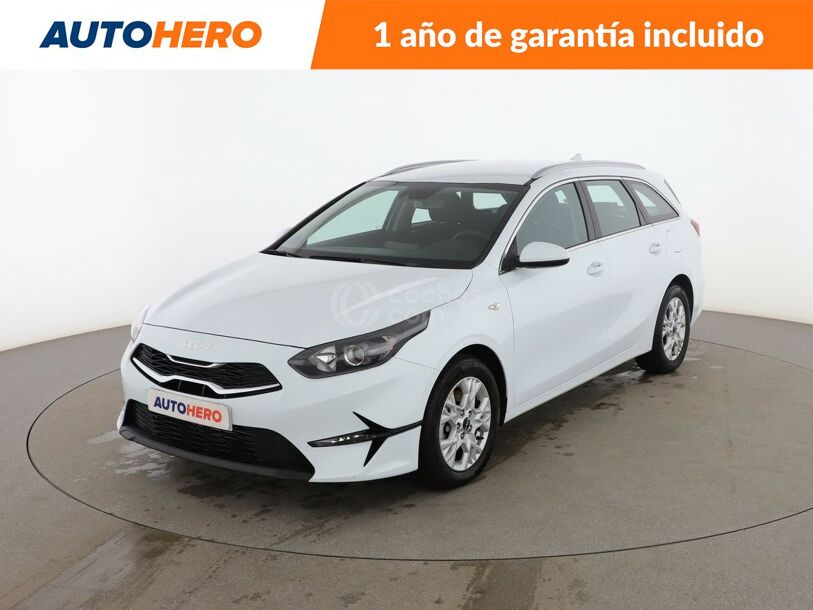 Foto del KIA Ceed 1.6 MHEV iMT Drive 136