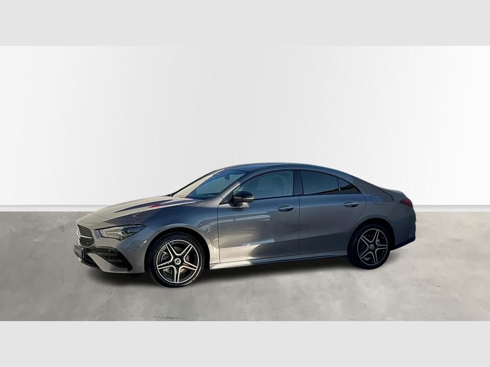 MERCEDES Clase CLA (CLA 250 e) en Madrid