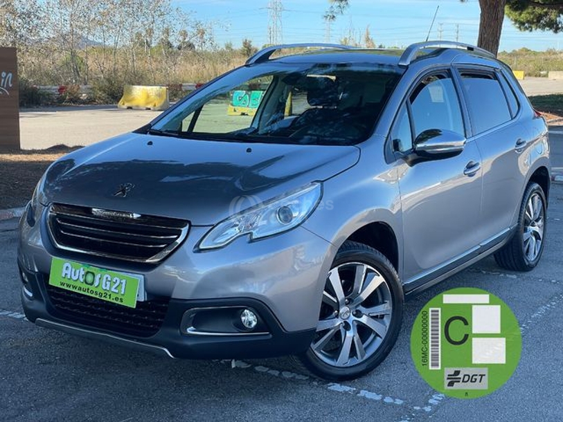Foto del PEUGEOT 2008 1.2 PureTech S&S Allure 110