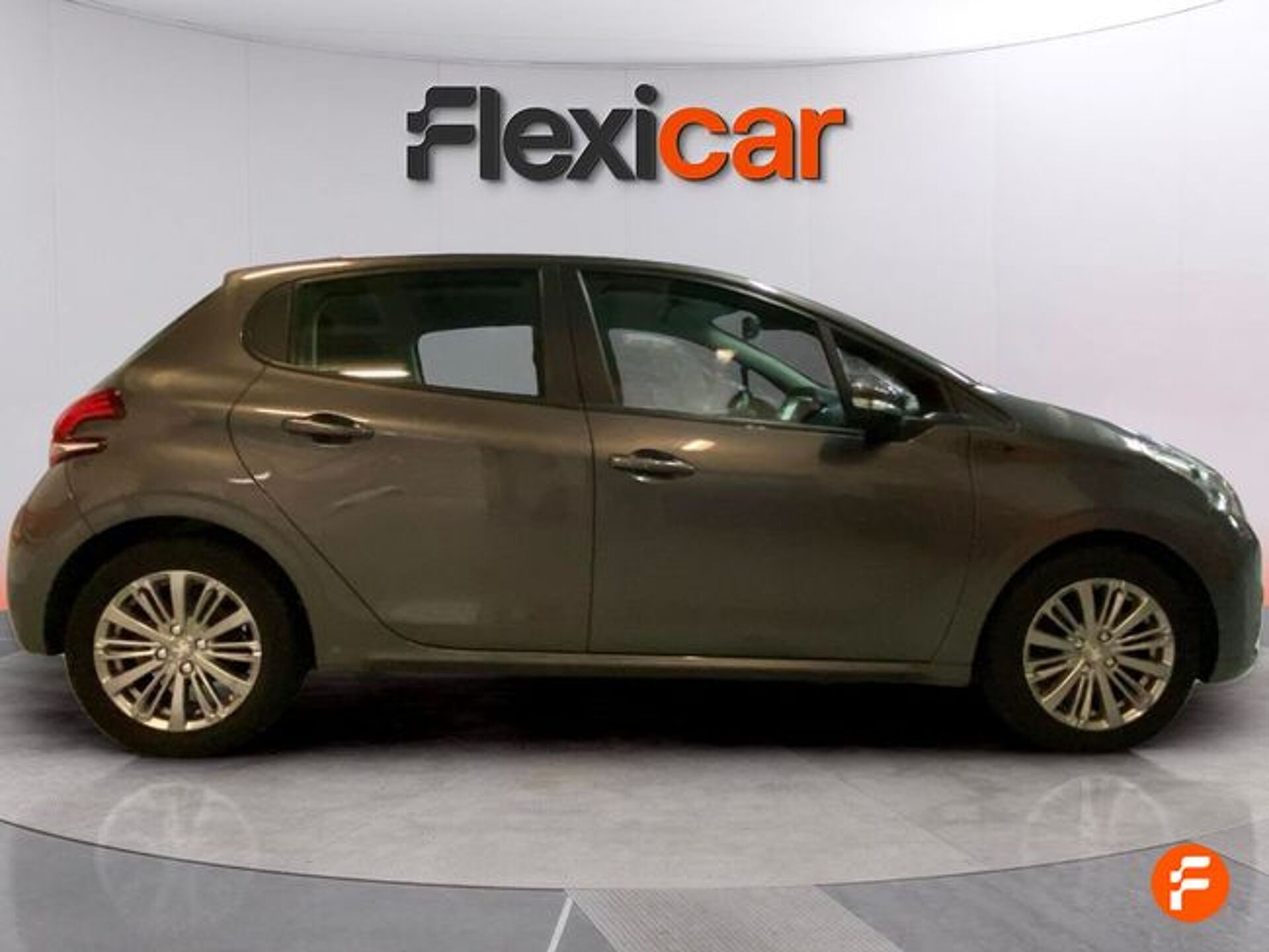 Imagen 2 de PEUGEOT 208