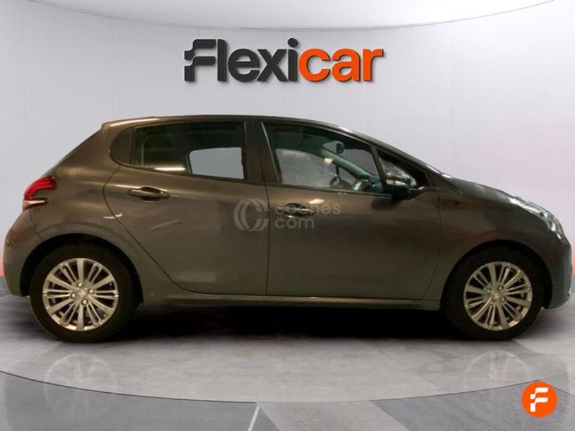 Foto del PEUGEOT 208 1.2 PureTech S&S Tech Edition 110