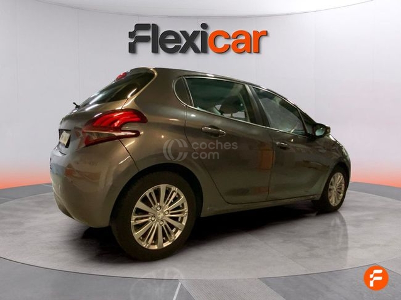 Foto del PEUGEOT 208 1.2 PureTech S&S Tech Edition 110