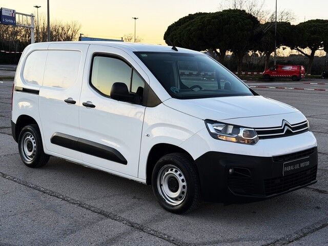 CITROEN Berlingo (Furgon BlueHDi 100 Talla M Control 75 kW (102 CV)) en Bar