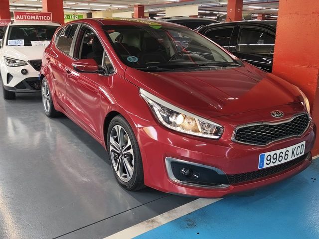 KIA Ceed (1.0 T-GDi Eco-Dynamics Drive 74 kW (100 CV)) en Barcelona