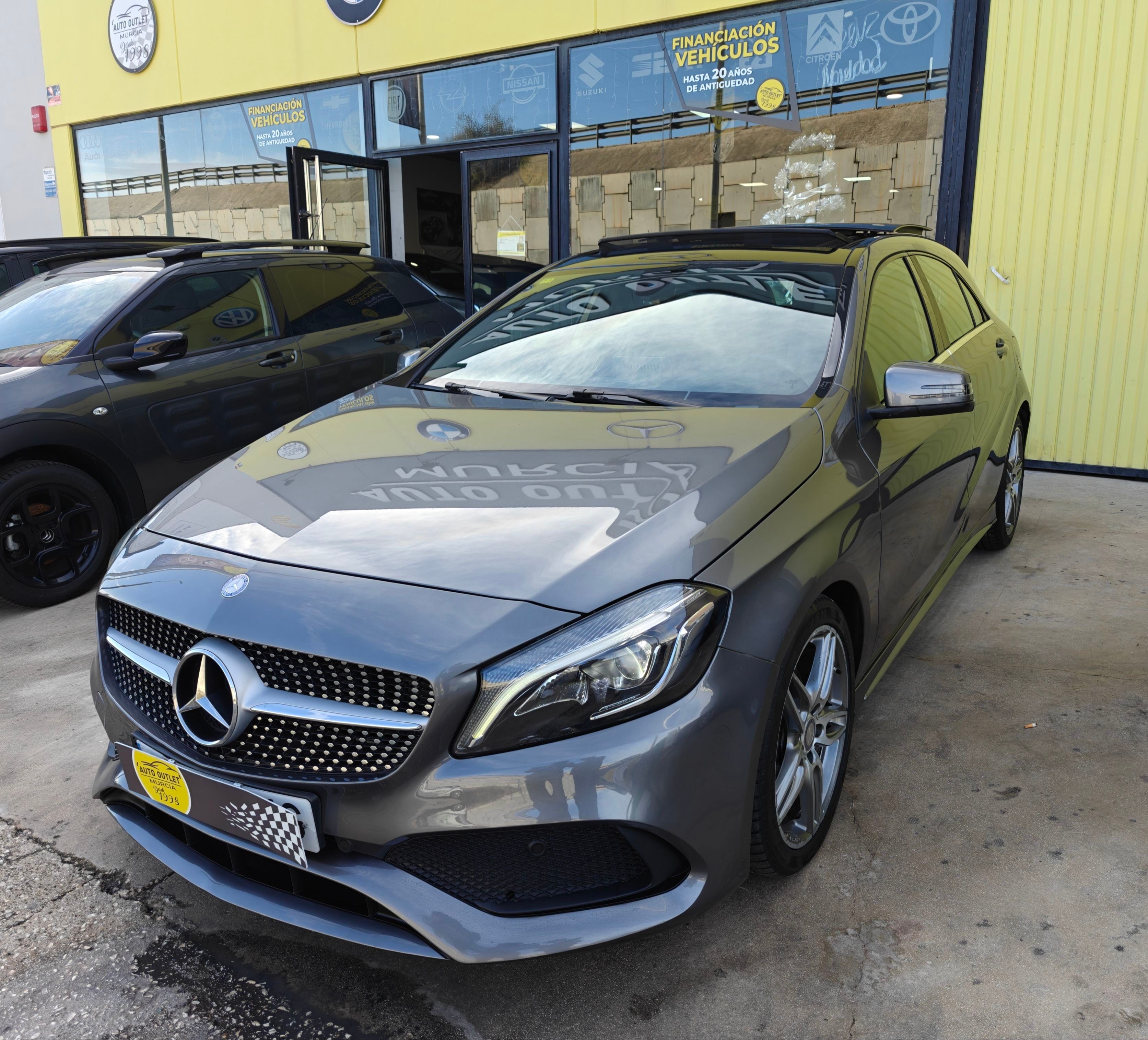 MERCEDES Clase A (A 200 d AMG Line) en Murcia