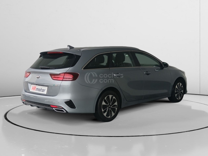 Foto del KIA Ceed Tourer 1.6 PHEV eDrive Aut.