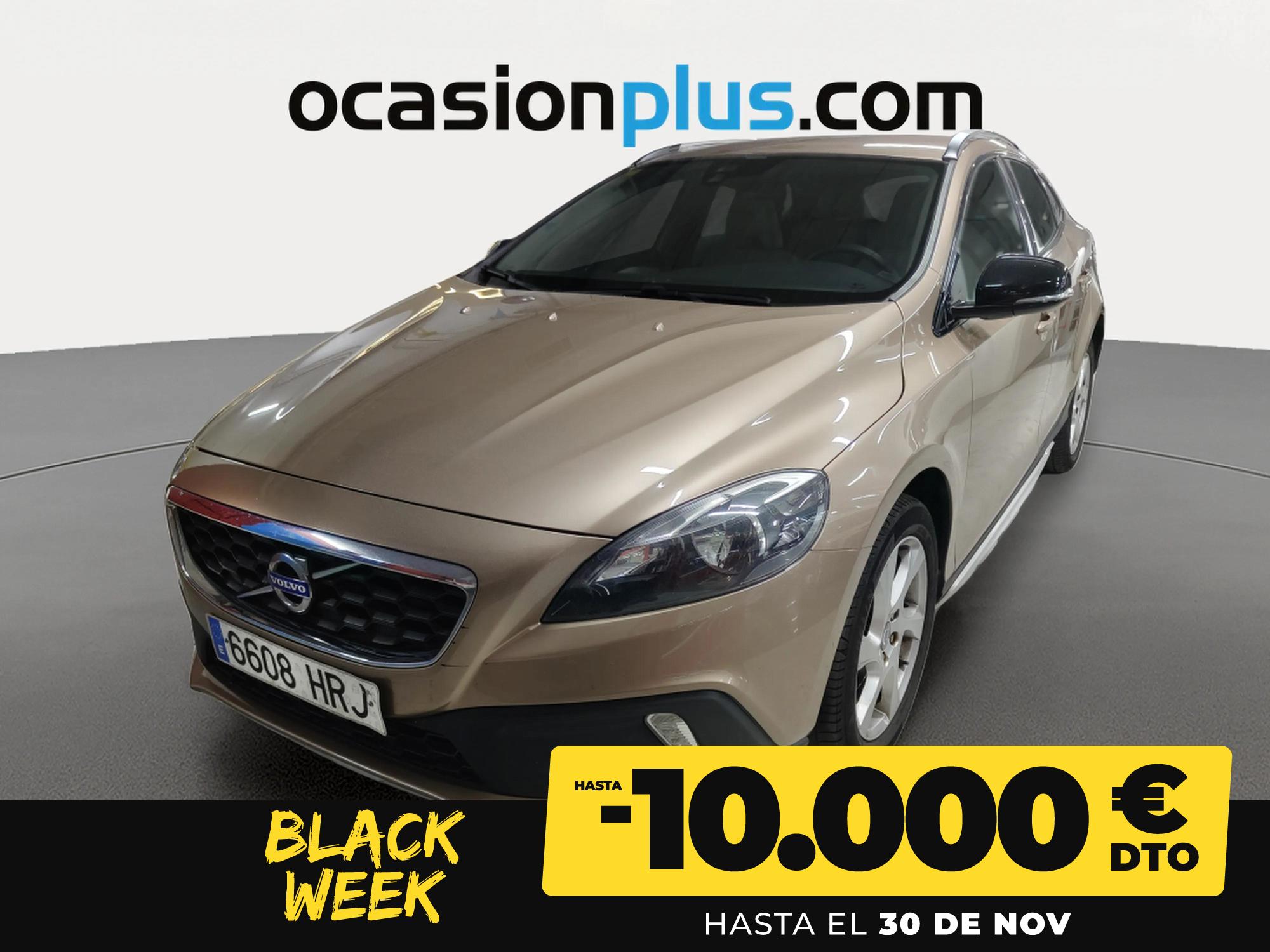 VOLVO V40 Cross Country (D2 Momentum 85 kW (115 CV)) en Madrid