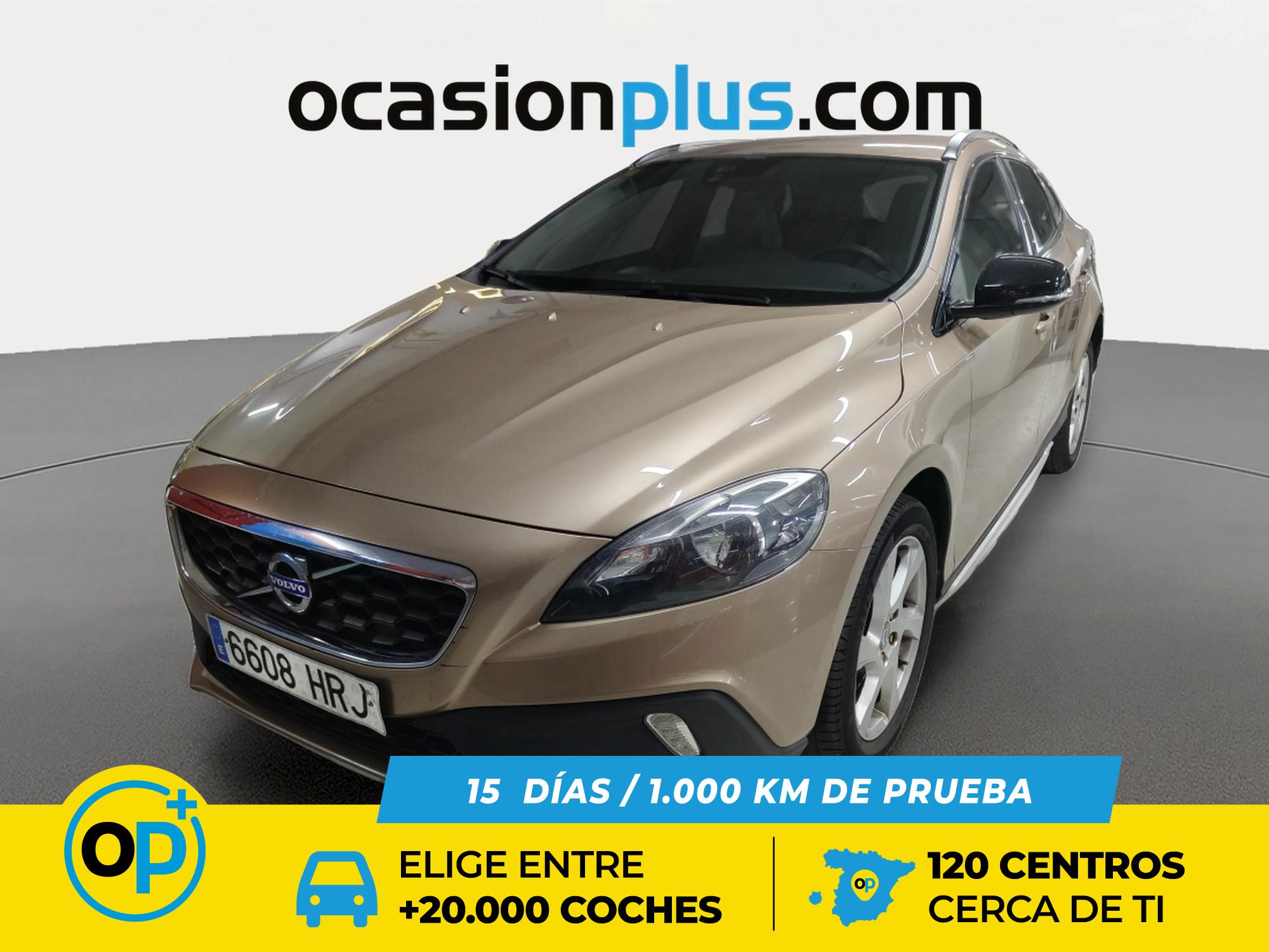 Foto del VOLVO V40 Cross Country D2 Momentum