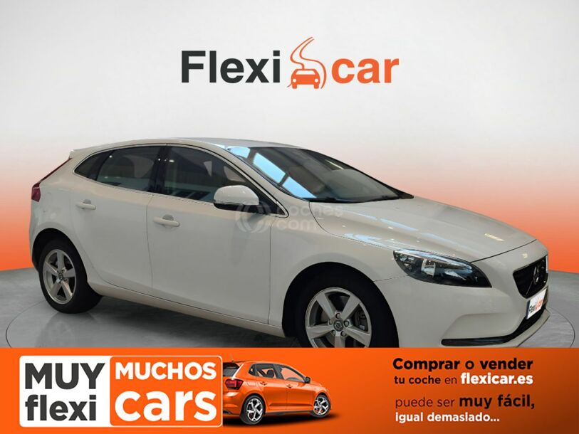 Foto del VOLVO V40 D3 Momentum 150