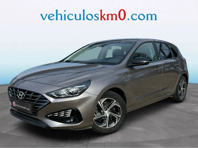 HYUNDAI i30 (1.0 TGDI 48V Klass 88 kW (120 CV)) en Madrid