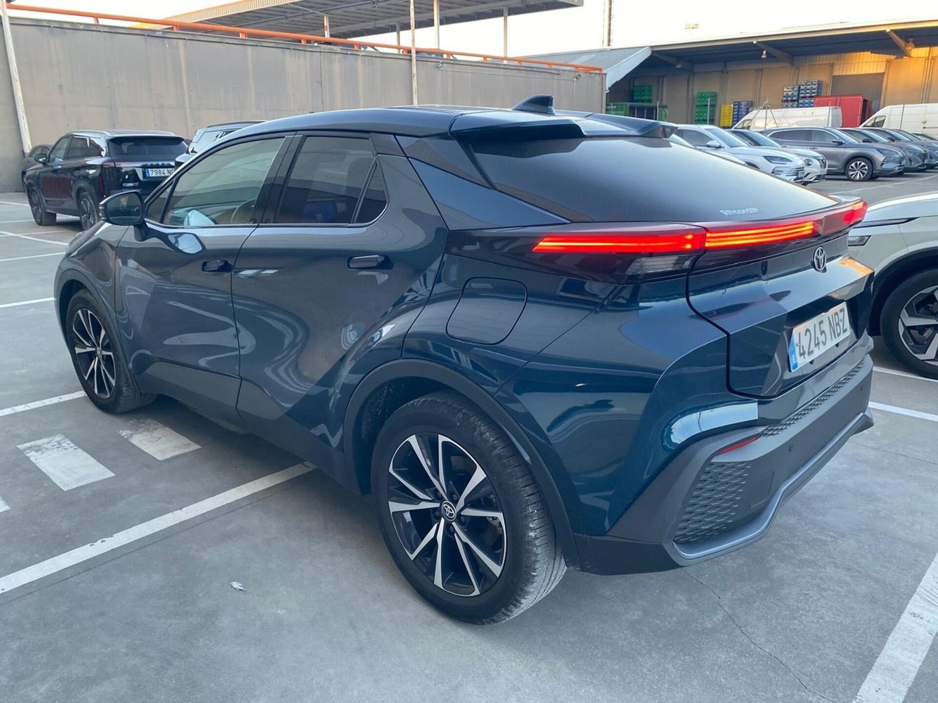 Imagen 3 de TOYOTA C-HR