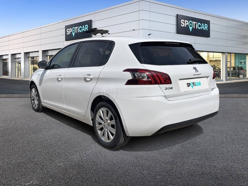 Foto del PEUGEOT 308 1.2 PureTech S&S Style 110