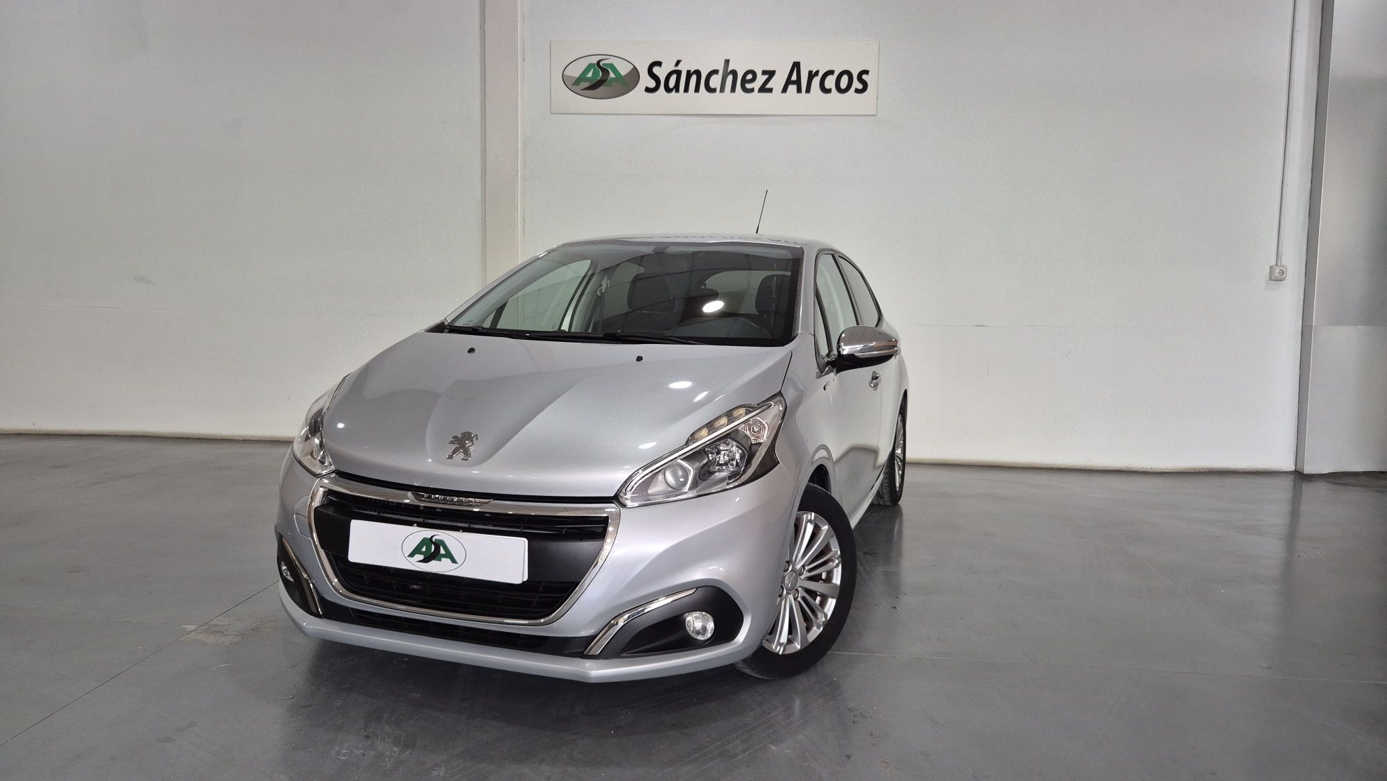 PEUGEOT 208 (1.6BlueHDi Style 100) en Granada
