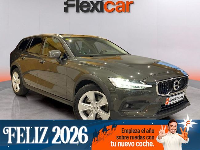 VOLVO V60 (2.0 B4 (D) AWD Cross Country Pro AUTO) en Coruña, A