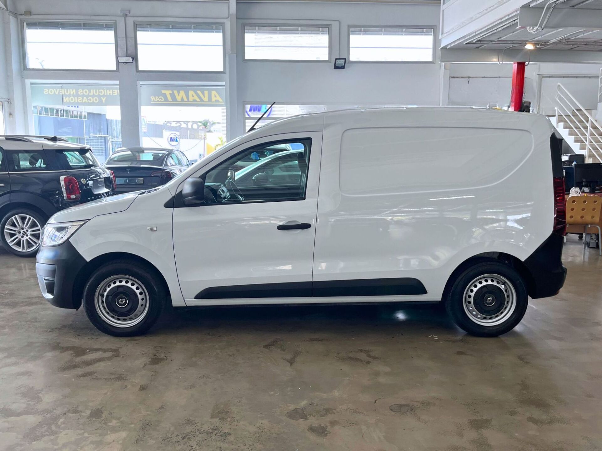 Imagen 3 de RENAULT Express