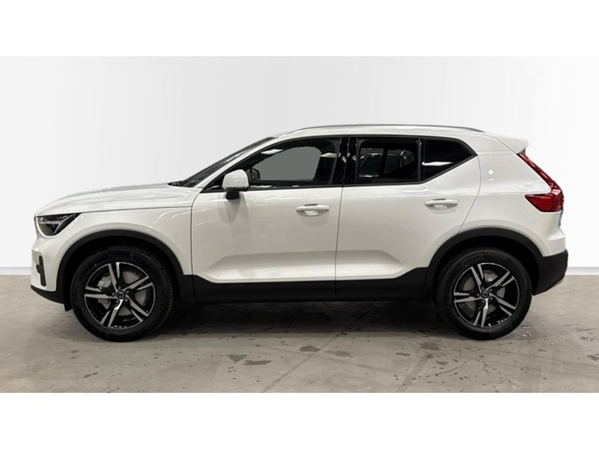 Imagen 3 de VOLVO XC40