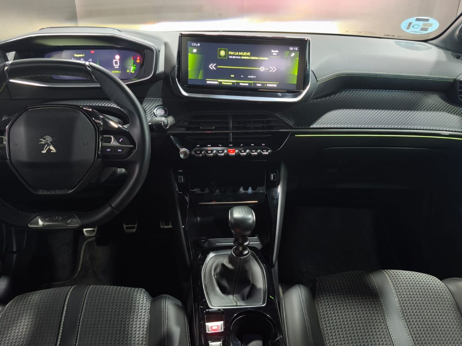 Imagen 3 de PEUGEOT 208