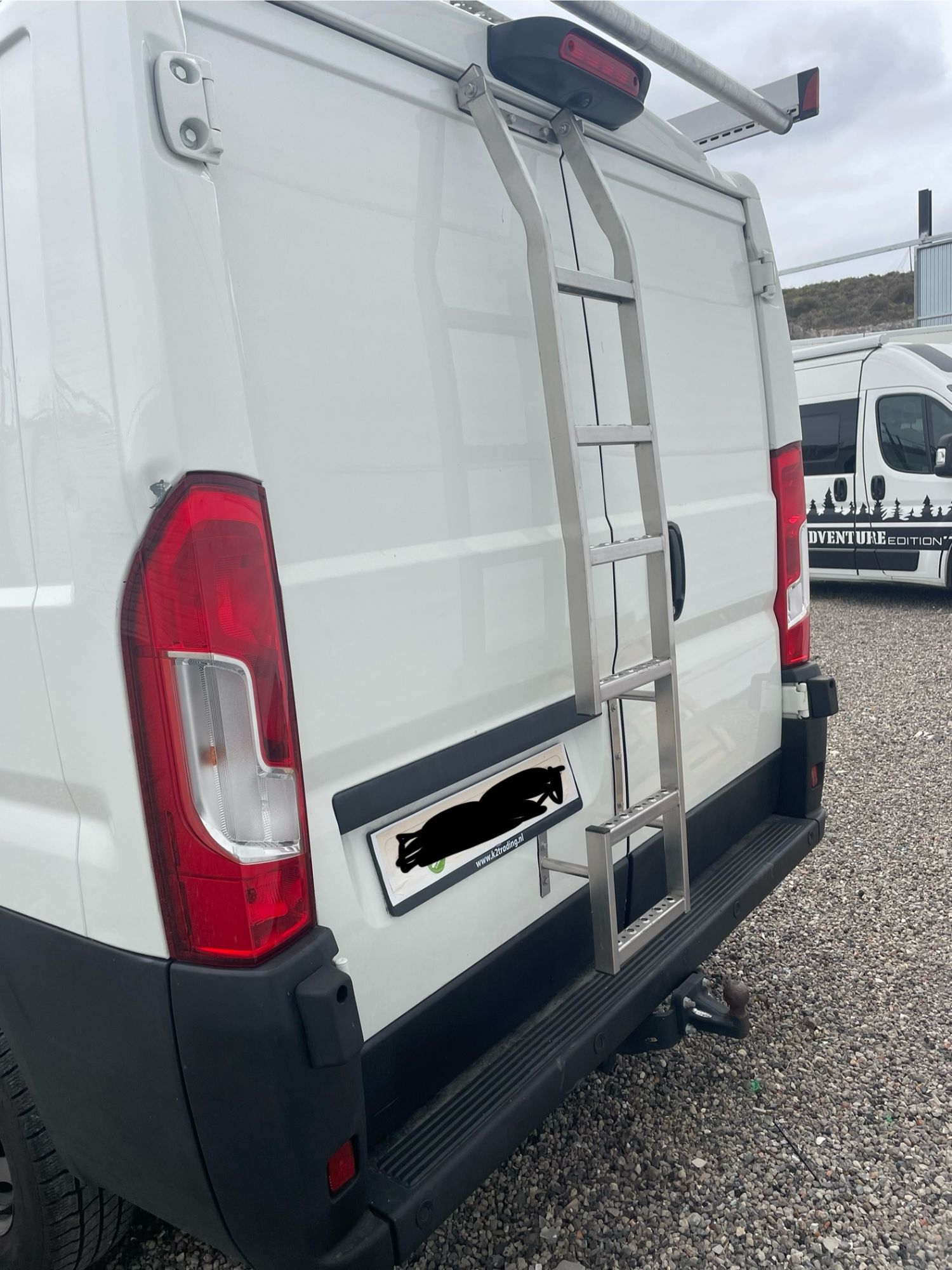 Foto del PEUGEOT Boxer Furgón 2.2BlueHDI 330 L1H1 S&S 140