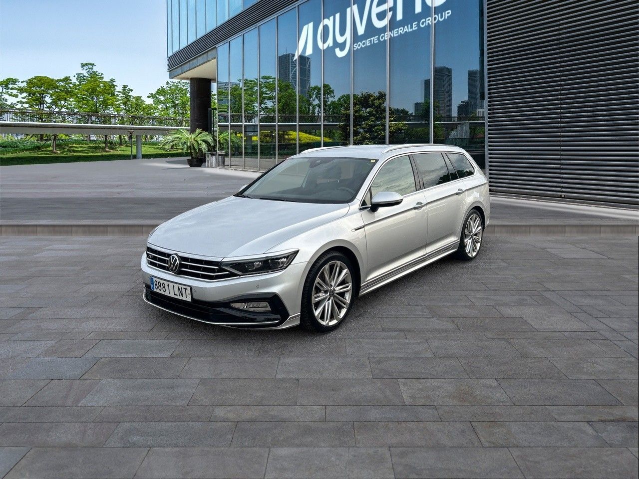 VOLKSWAGEN Passat (R-Line 1.5 TSI 110 kW (150 CV) DSG) en Madrid