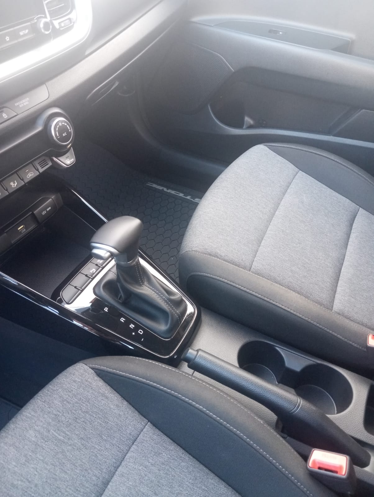 Foto del KIA Stonic 1.2 DPi Drive