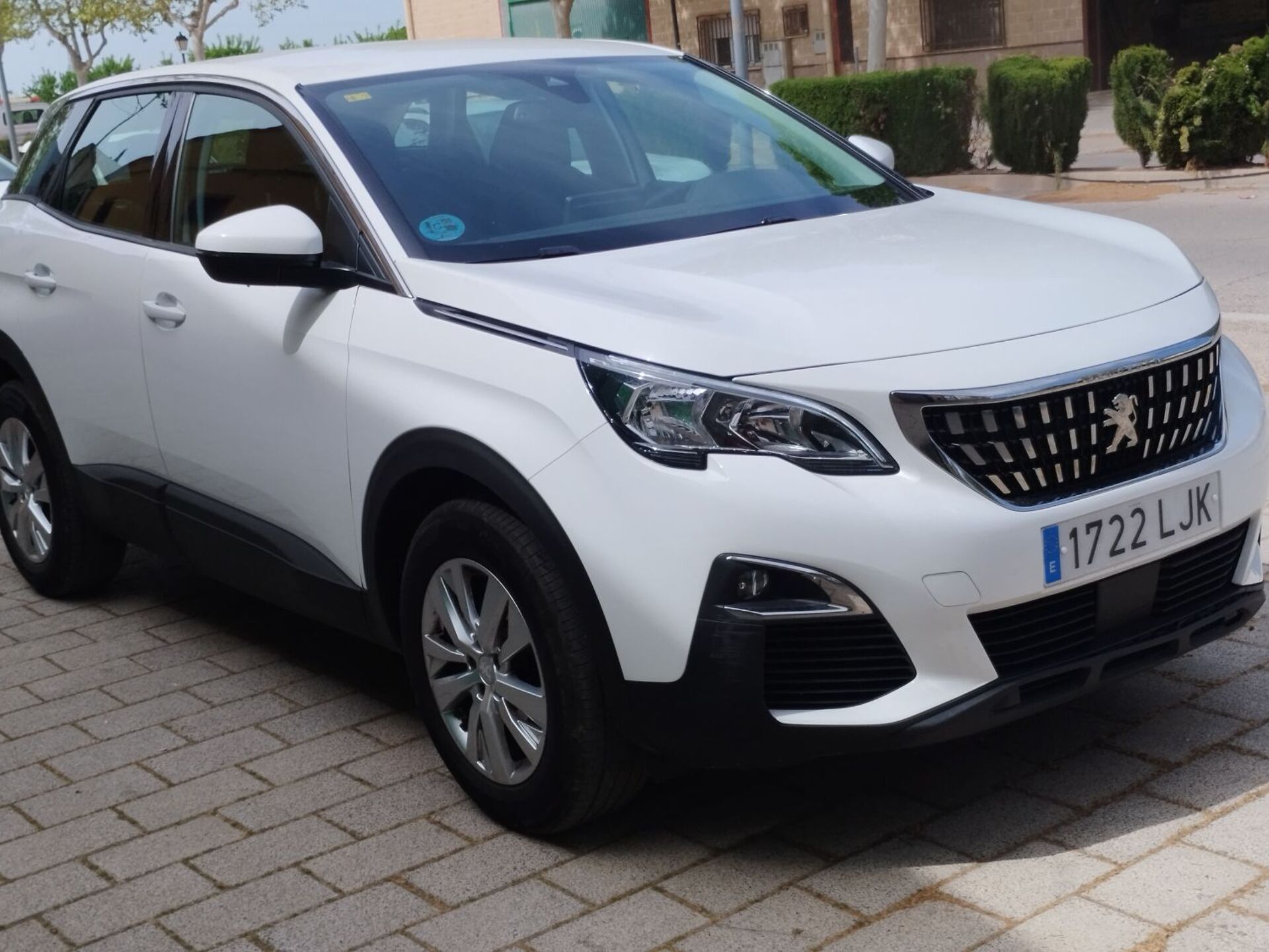 Imagen de PEUGEOT 3008