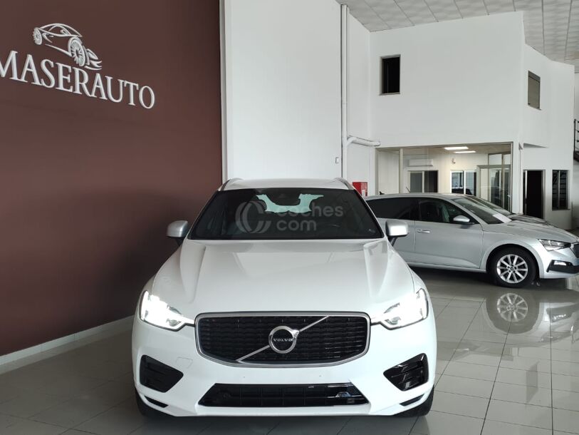 Foto del VOLVO XC60 D4 R-Design AWD