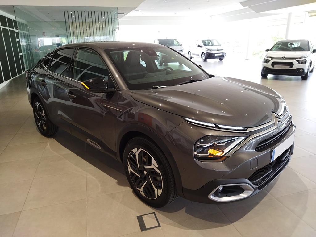 CITROEN C4 X (N C4 X PT 130 EAT8SHINE) en Badajoz