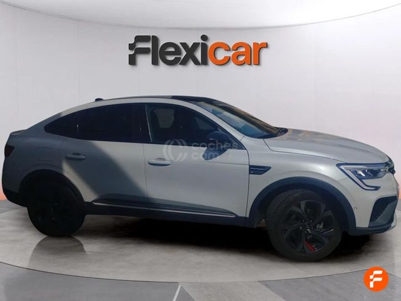Foto del RENAULT Arkana 1.6 E-Tech Zen 105kW