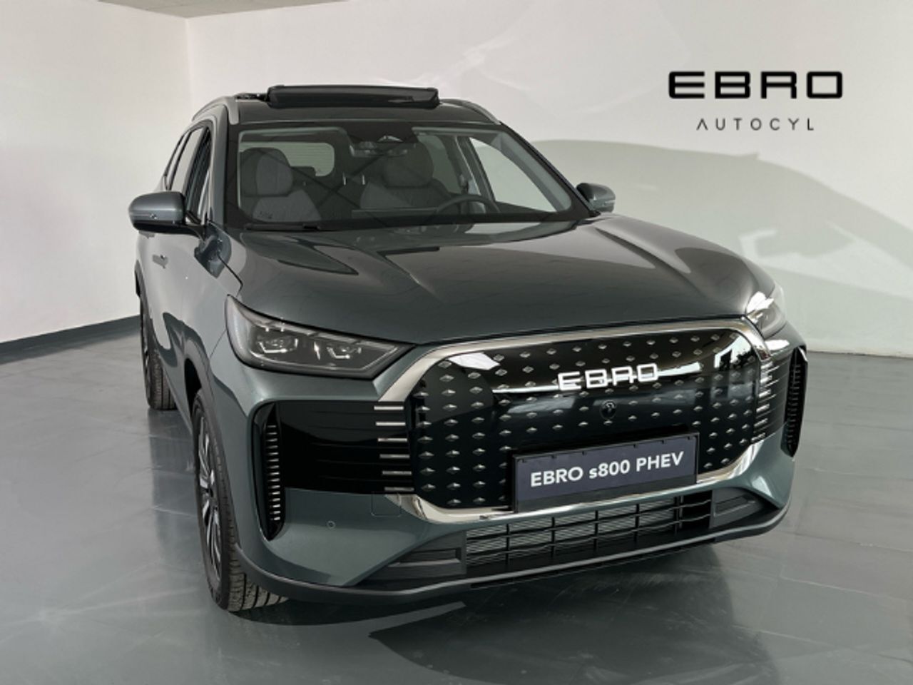 EBRO s800 (1.5 TGDI PHEV Luxury E-CVT) en Valladolid