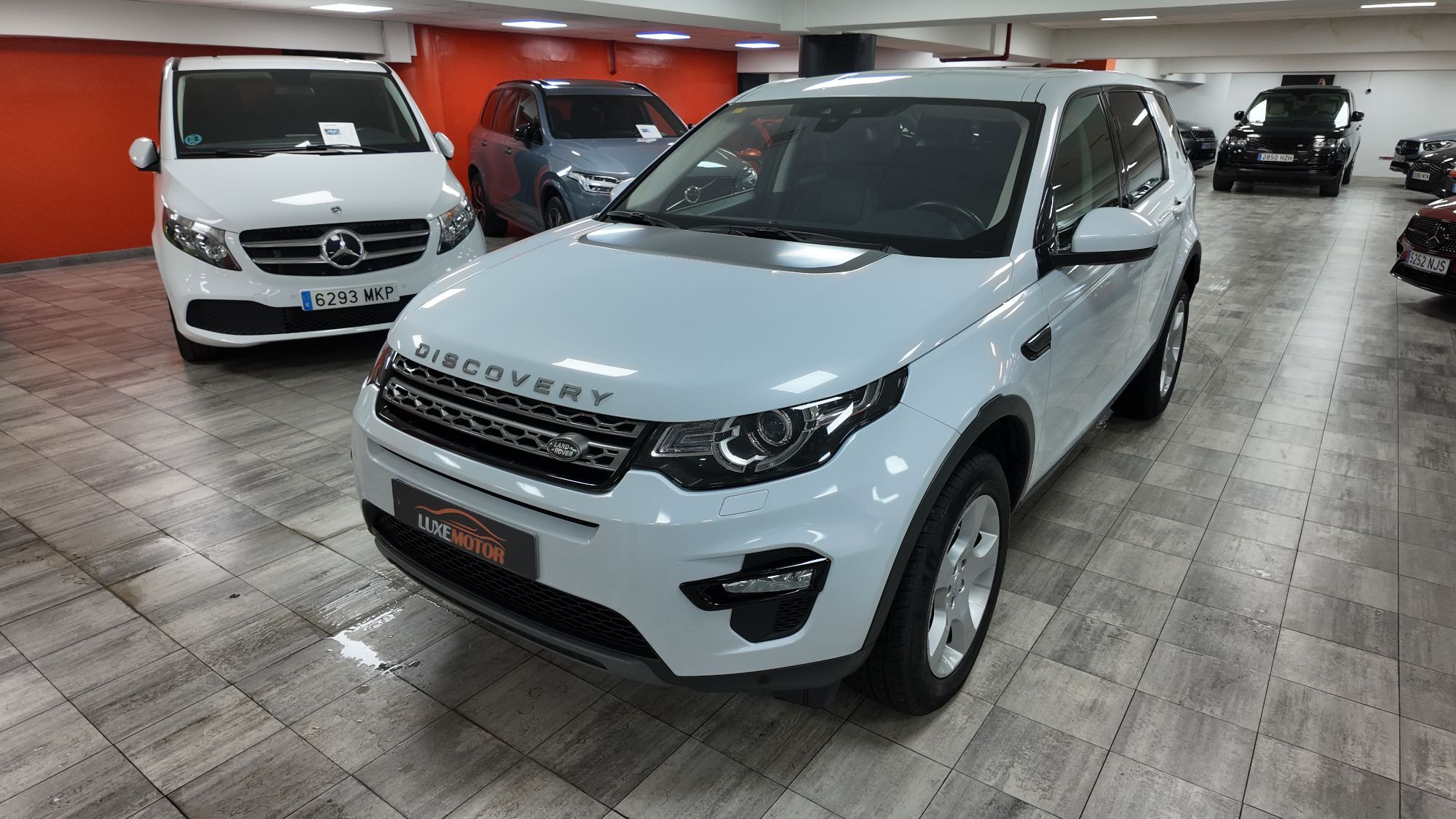 LAND ROVER Discovery Sport (2.0eD4 Pure 4x2 150) en Madrid