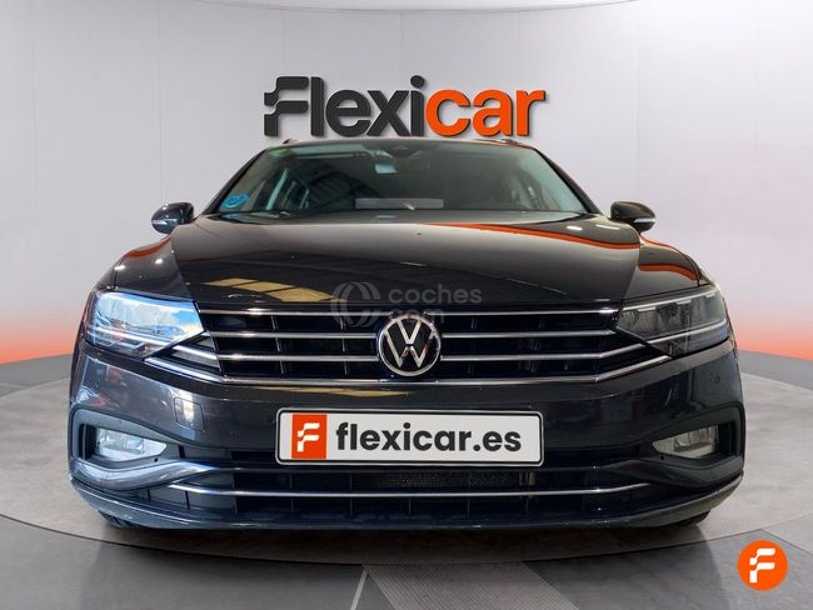 Foto del VOLKSWAGEN Passat Variant 2.0TDI EVO R-Line DGS7 110kW