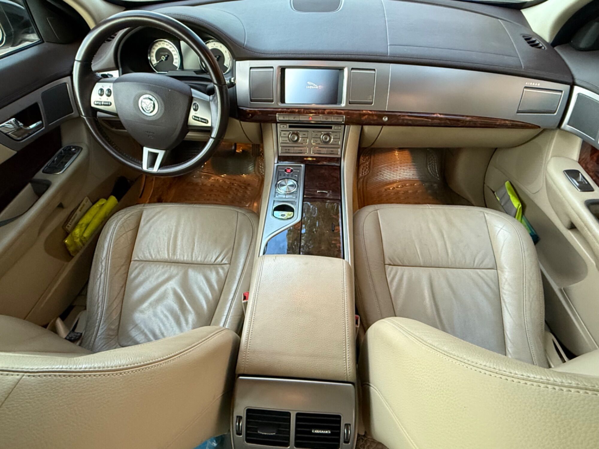 Foto del JAGUAR XF 3.0 V6 Luxury Aut.