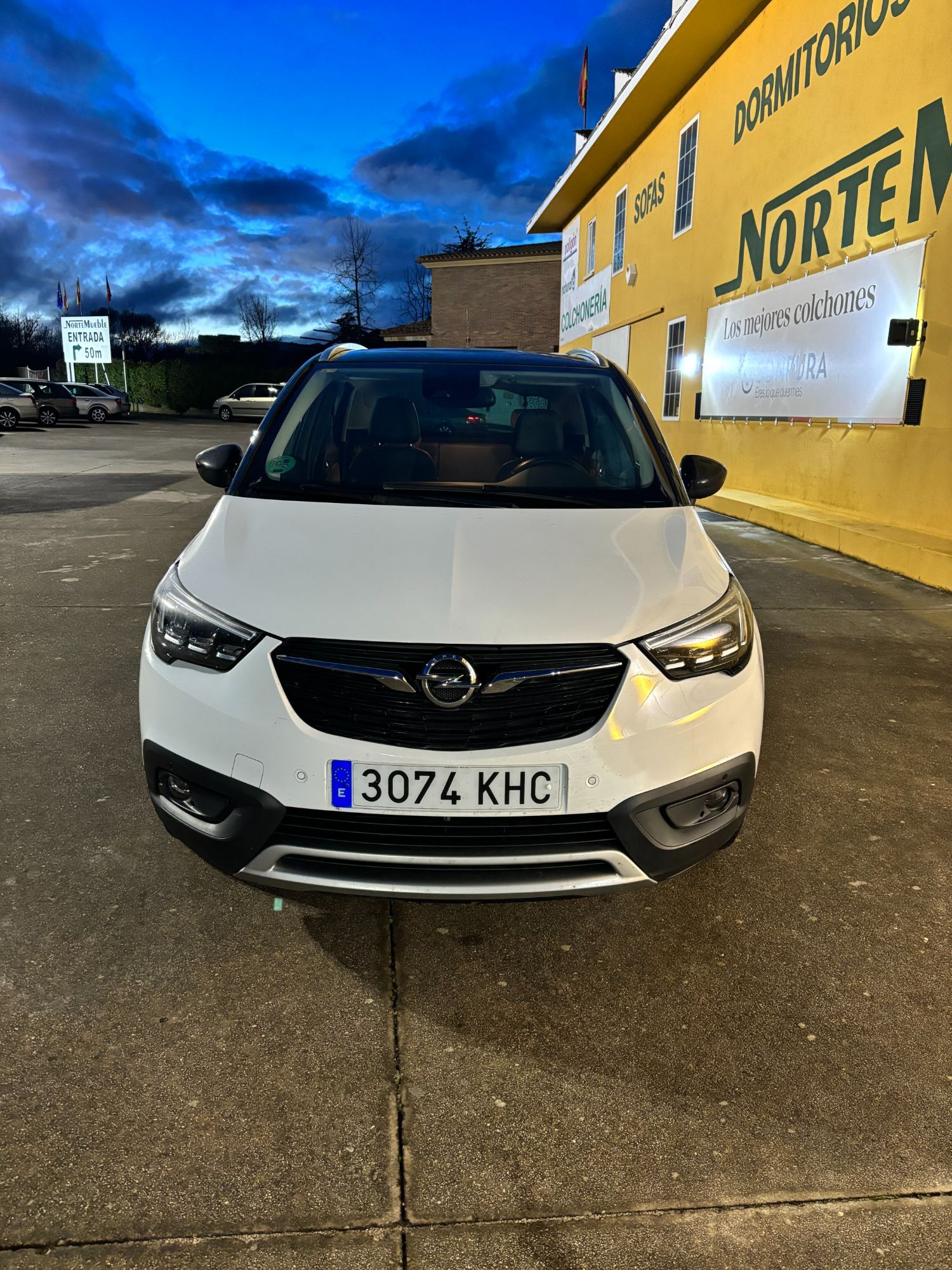 OPEL Crossland (X 1.2T S&S ecoTEC Excellence 110) en Madrid