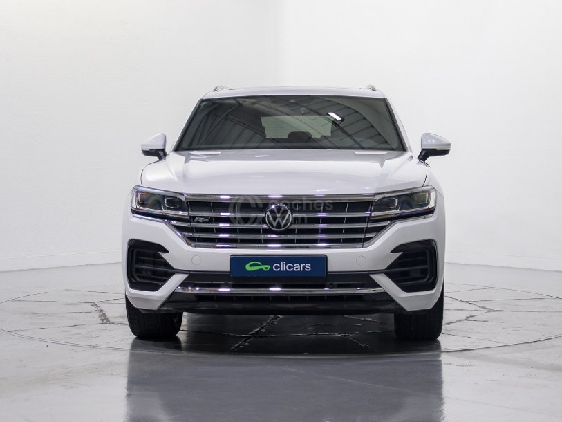 Foto del VOLKSWAGEN Touareg 3.0TDI V6 R-Line Tiptronic 4Motion 210kW