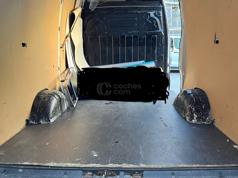 Foto del IVECO Daily Furgón 35S16 V 3520L H2 12.0 156