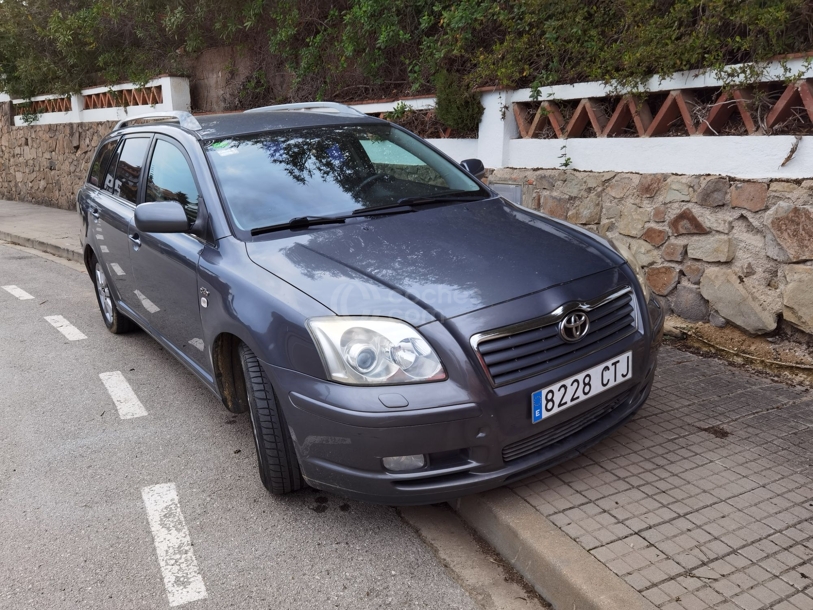 Foto del TOYOTA Avensis Verso 2.0 D4-D Sol