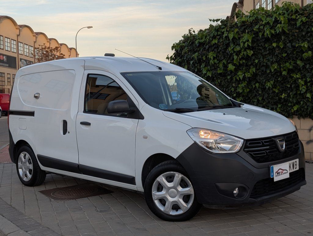 DACIA Dokker Comercial (Van 1.6 GLP Essential 75kW) en Madrid