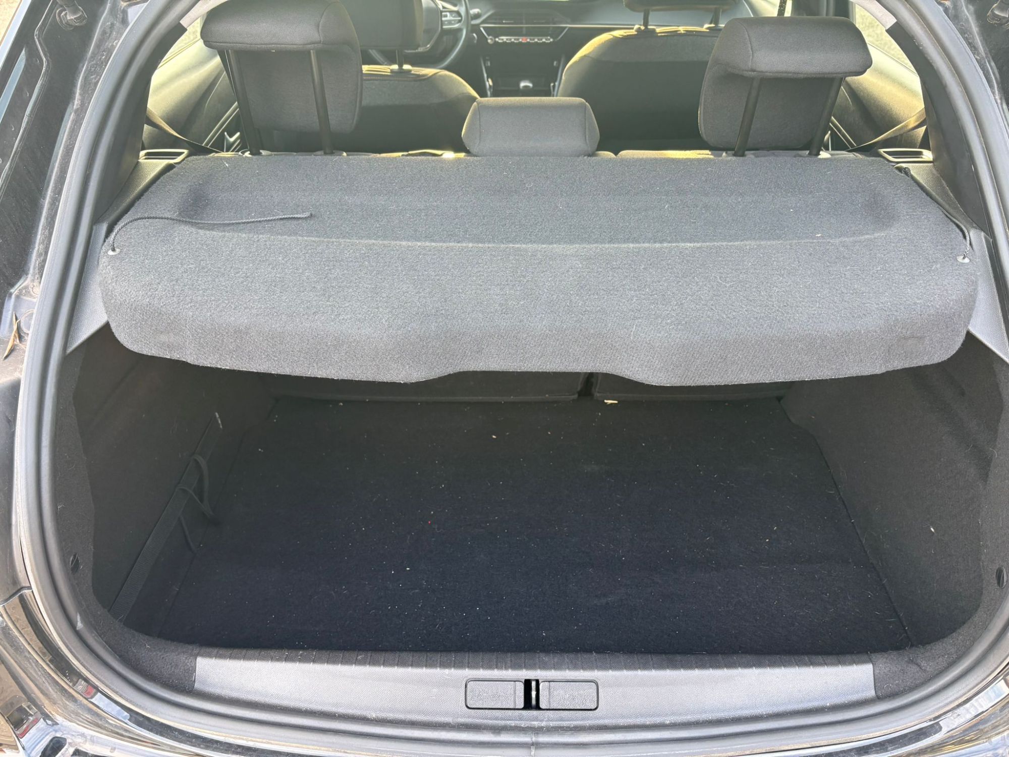 PEUGEOT 208 (1.2 Puretech S&S Active 100) en Navarra