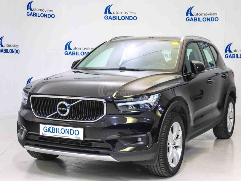 Foto del VOLVO XC40 T3 Momentum Aut.