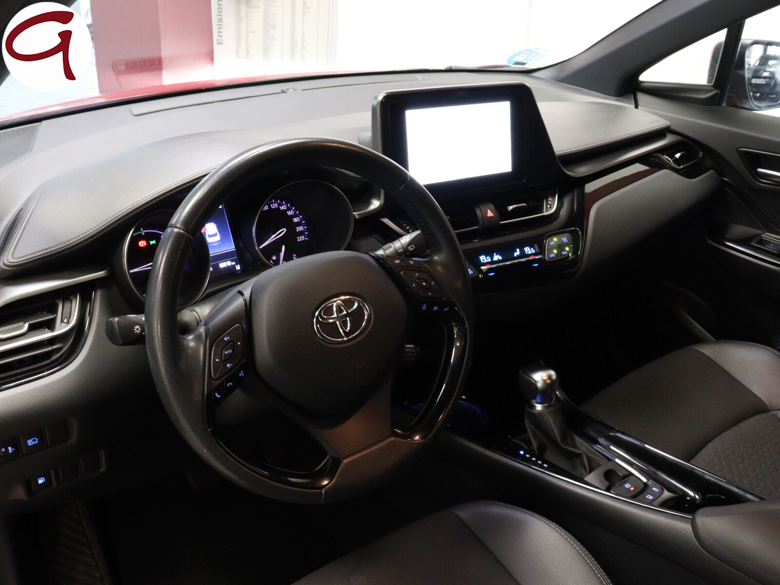 Foto del TOYOTA C-HR 125H Advance