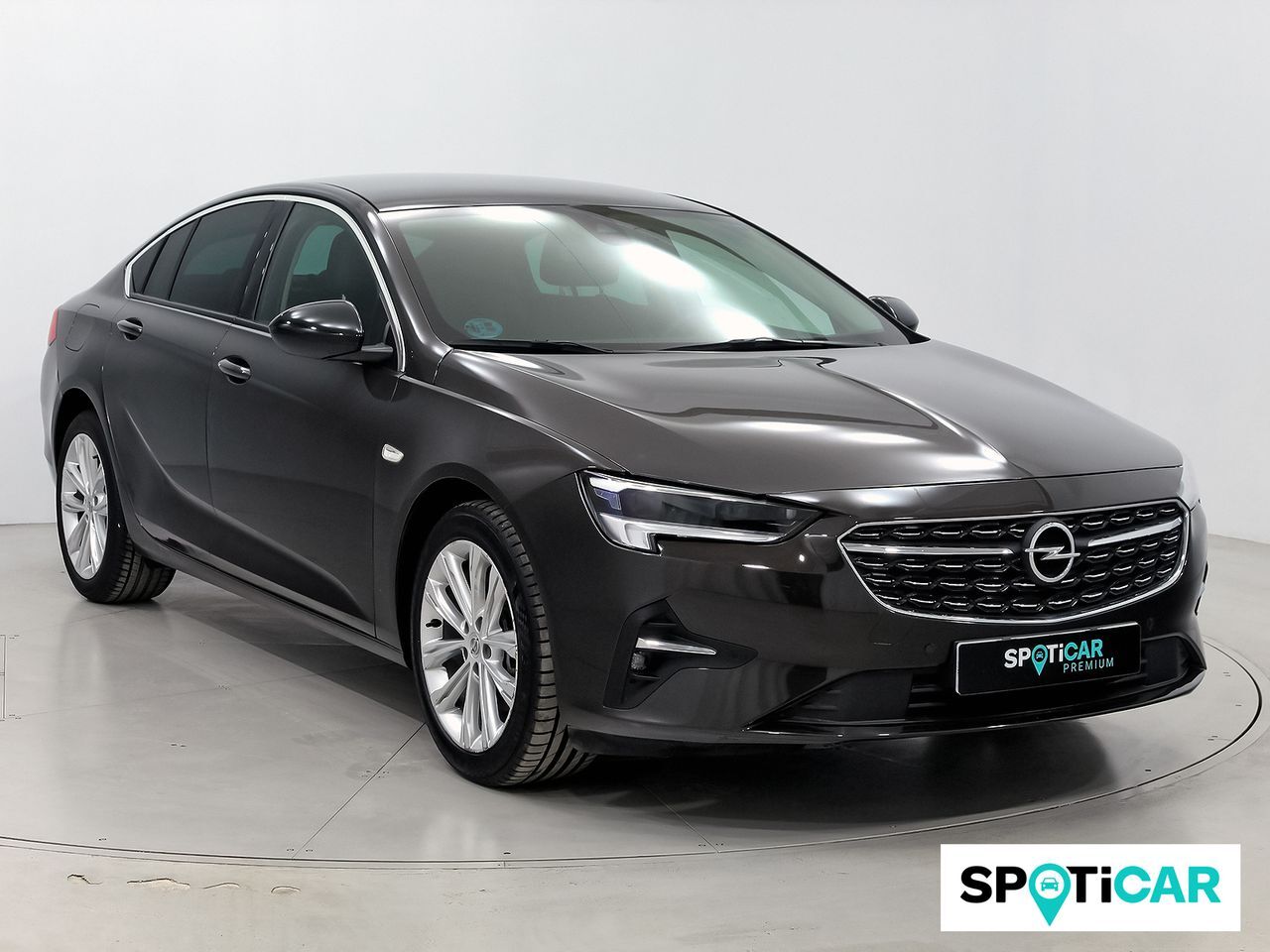 OPEL Insignia (GS Business Elegance 2.0D DVH 130kW AT8) en Barcelona