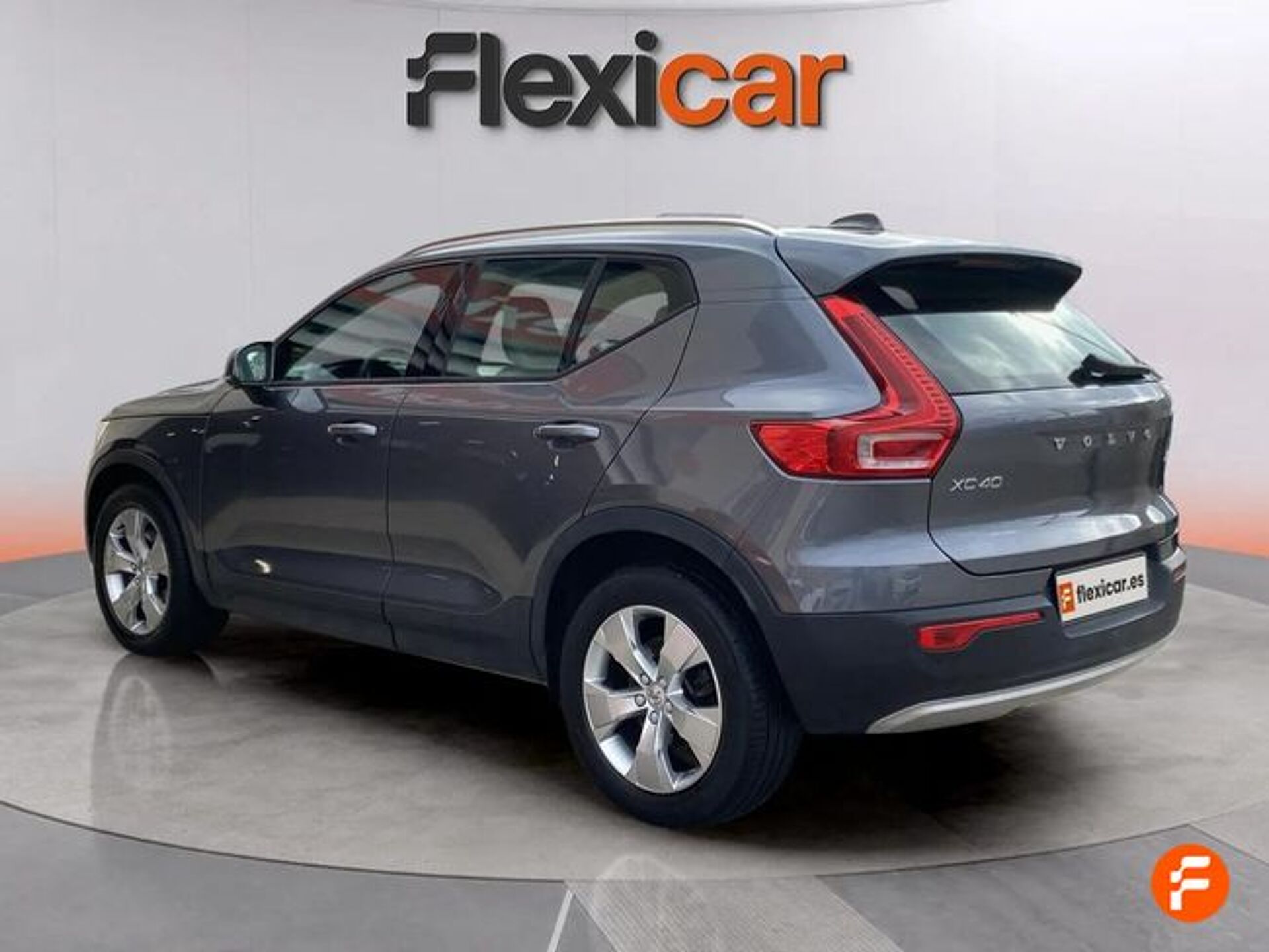 Imagen 3 de VOLVO XC40
