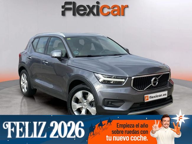 VOLVO XC40 (2.0 T4 AWD Momentum Auto) en Barcelona
