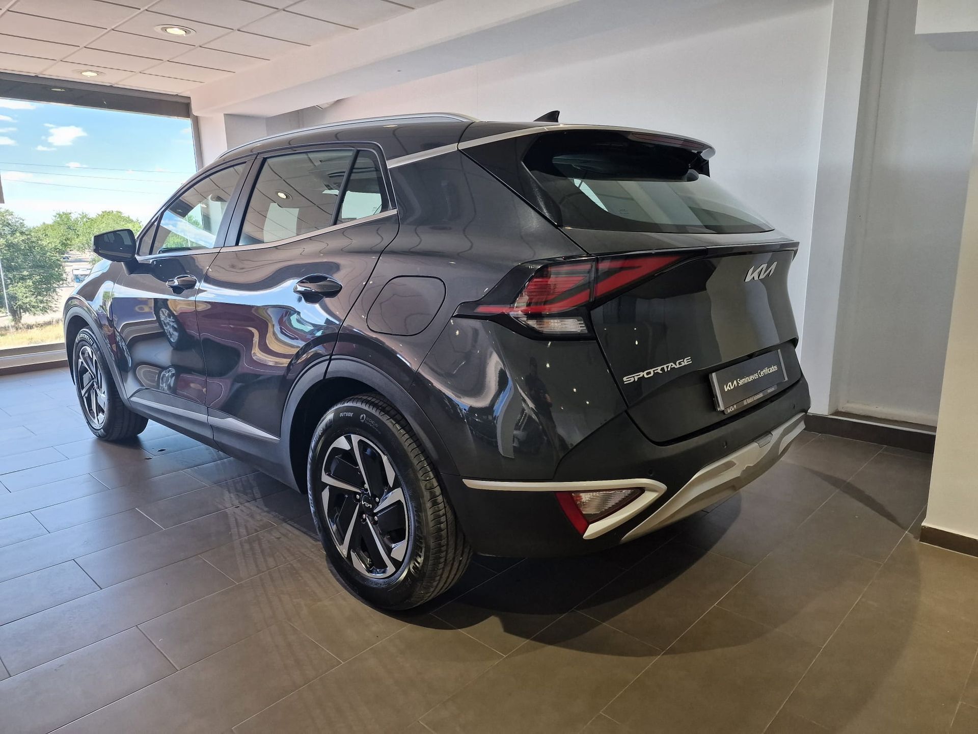 Foto del KIA Sportage 1.6 T-GDi MHEV Business DCT 4x2 160