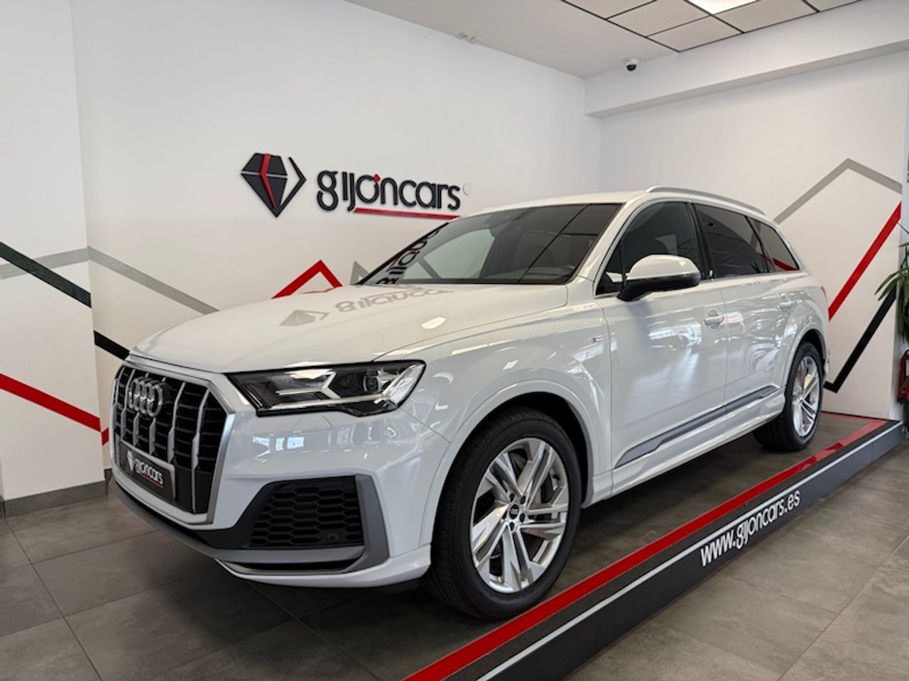 AUDI Q7 (S line 50 TDI 210kW (286CV) quattro tip) en Asturias